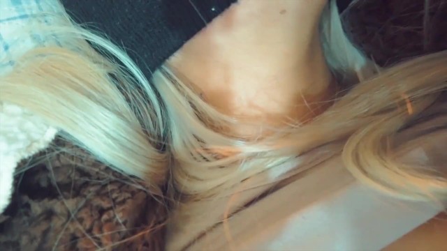 Busty Blonde’s Winter Blowjob! LIL DAFFY