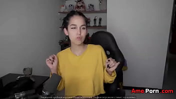 Spanish Streamer Flashing Her Boobs