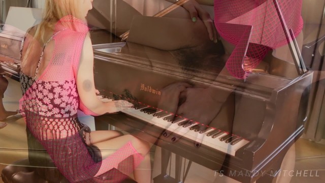 Piano Porno Mesmerize