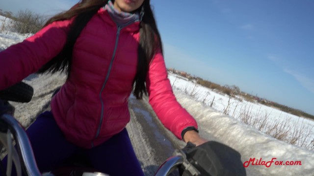 I Fucked In The Winter On A Motorcycle. Creampie In Mila Fox Outdor!