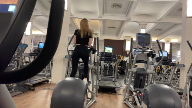 Quick Fuck In The Gym. Risky Public Sex With Californiababe.