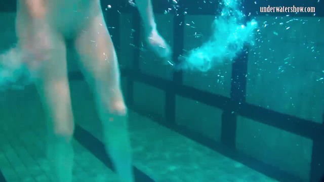 Babes Swim Strip And Have Fun Underwater