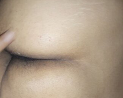 Behan Ki Badi Gand Ki Malish Ki.